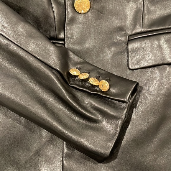 NWT ZARA Black Faux Leather Fitted Blazer Gold Hardware XS - Picture 6 of 8